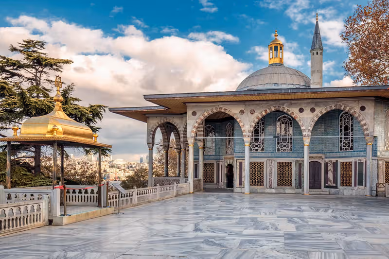 Topkapı Palace Museum: Guided Tour with Harem Section